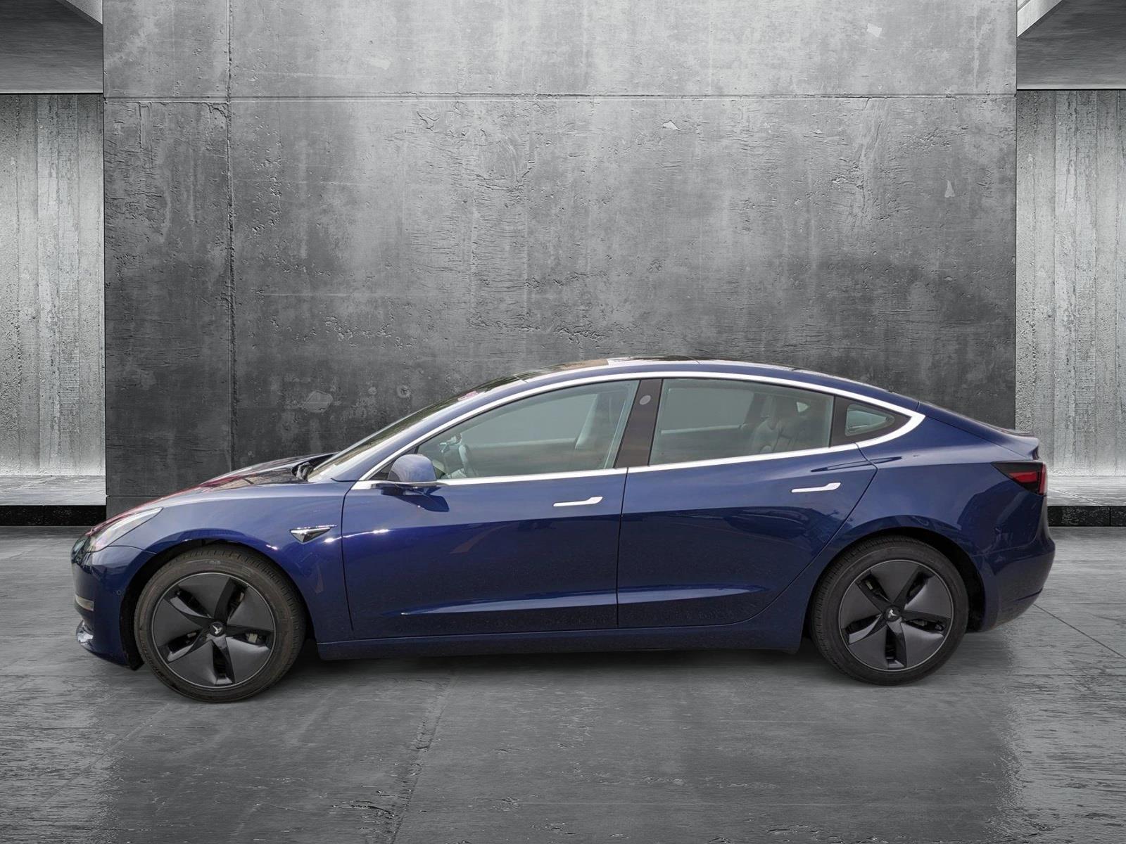 2019 Tesla Model 3 Vehicle Photo in TIMONIUM, MD 21093-2300