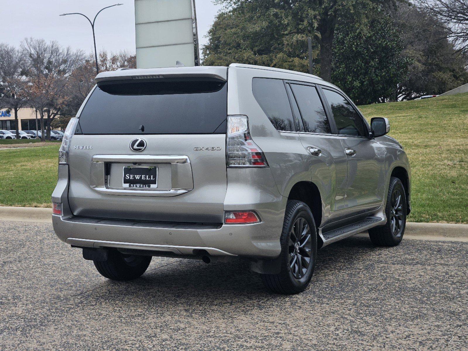 2023 Lexus GX 460 Vehicle Photo in FORT WORTH, TX 76132