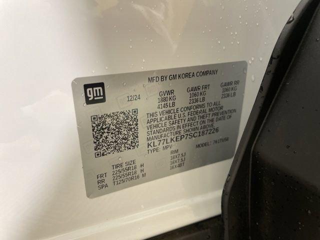 2025 Chevrolet Trax Vehicle Photo in PHOENIX, AZ 85014-3381