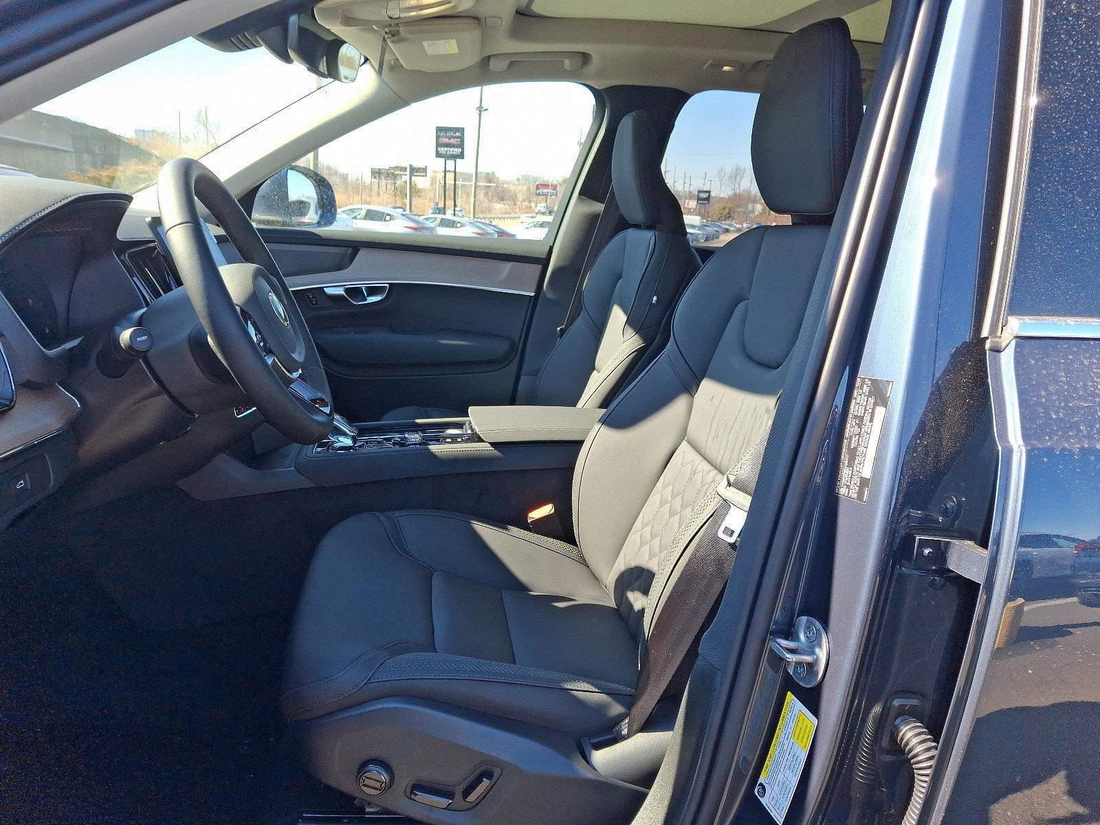 2025 Volvo XC90 Vehicle Photo in Trevose, PA 19053