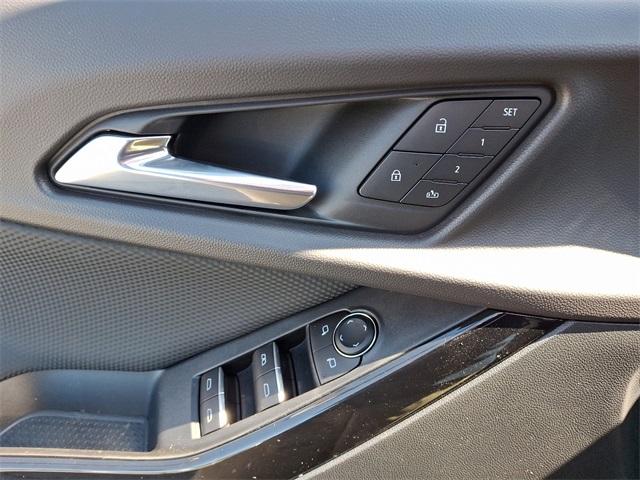 2025 Chevrolet Equinox Vehicle Photo in LEWES, DE 19958-4935