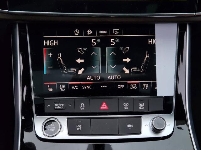 2025 Audi Q7 Vehicle Photo in MCKINNEY, TX 75070