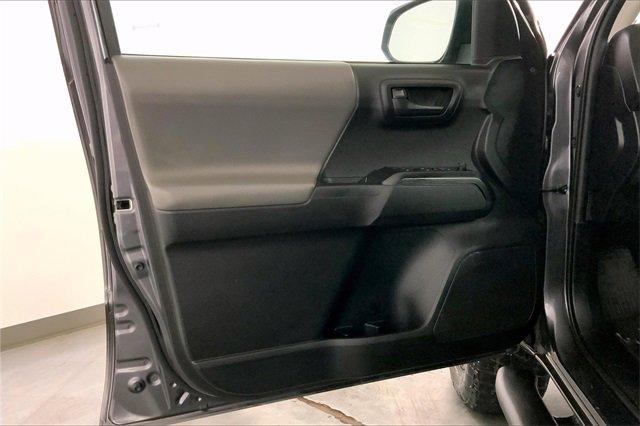 2022 Toyota Tacoma 2WD Vehicle Photo in INDEPENDENCE, MO 64055-1314