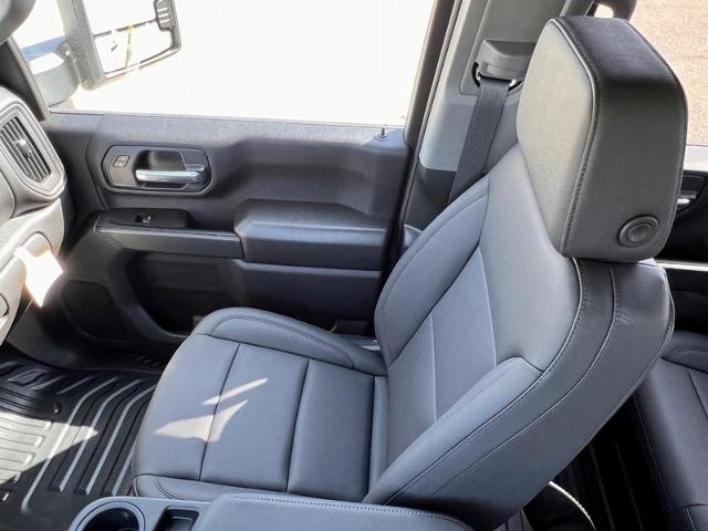 2025 GMC Sierra 3500 HD Vehicle Photo in EFFINGHAM, IL 62401-2832
