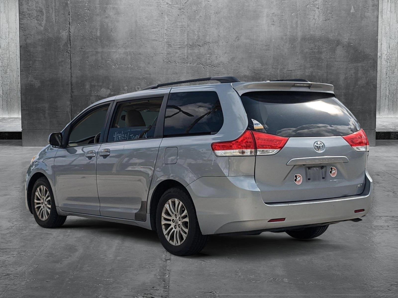 2011 Toyota Sienna Vehicle Photo in Davie, FL 33331