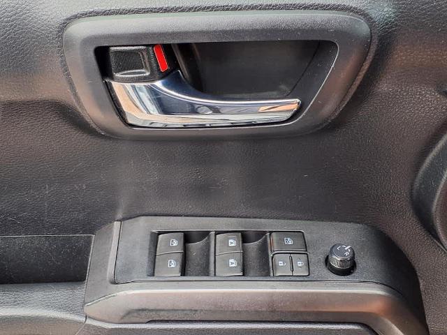 2020 Toyota Tacoma 4WD Vehicle Photo in San Antonio, TX 78230-1001