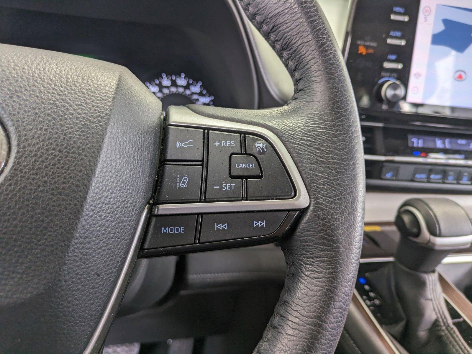 2021 Toyota Sienna Vehicle Photo in Bradenton, FL 34207