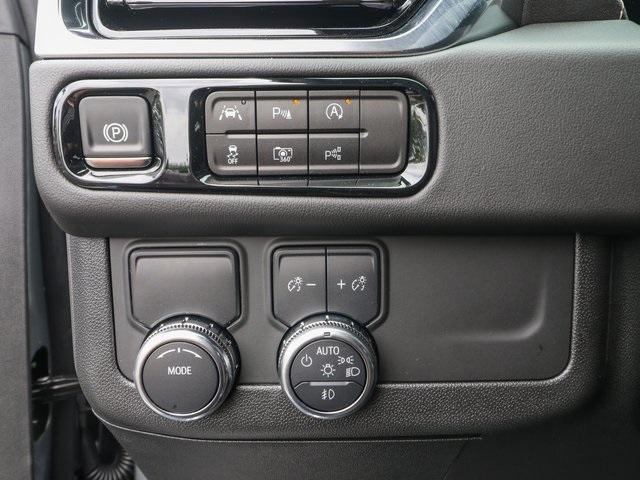2025 GMC Yukon XL Vehicle Photo in HOMOSASSA, FL 34448-1461