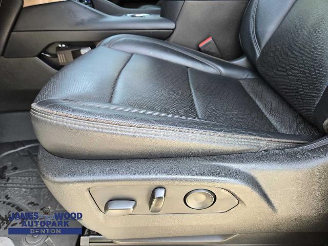 2021 Chevrolet Suburban Vehicle Photo in DENTON, TX 76210-9321