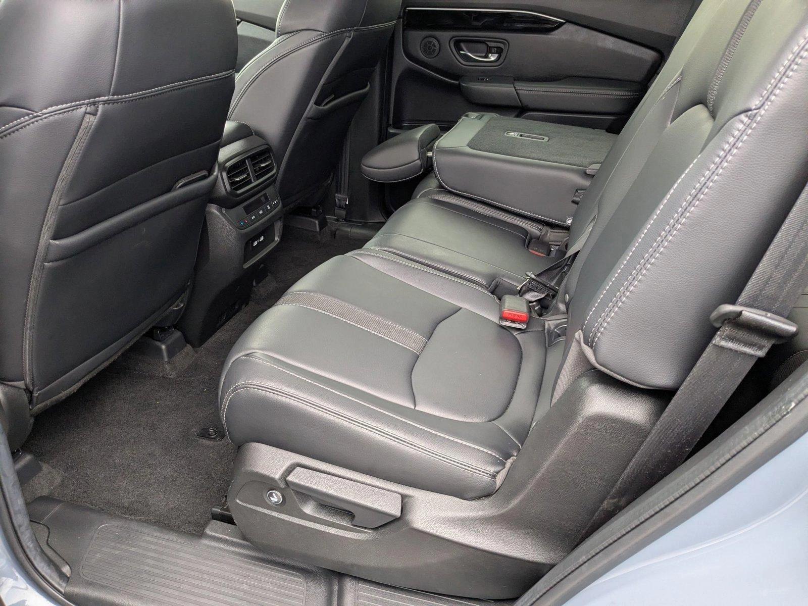 2023 Honda Pilot Vehicle Photo in Miami, FL 33015