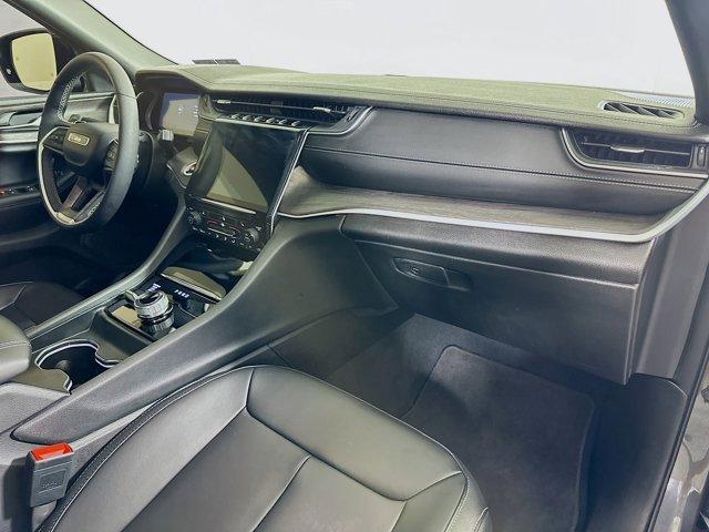 2024 Jeep Grand Cherokee L Vehicle Photo in Doylsetown, PA 18901