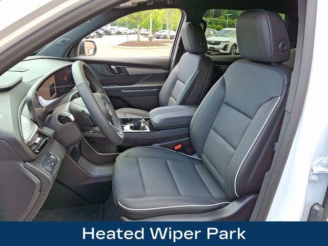 2025 Buick Enclave Vehicle Photo in DANBURY, CT 06810-5034