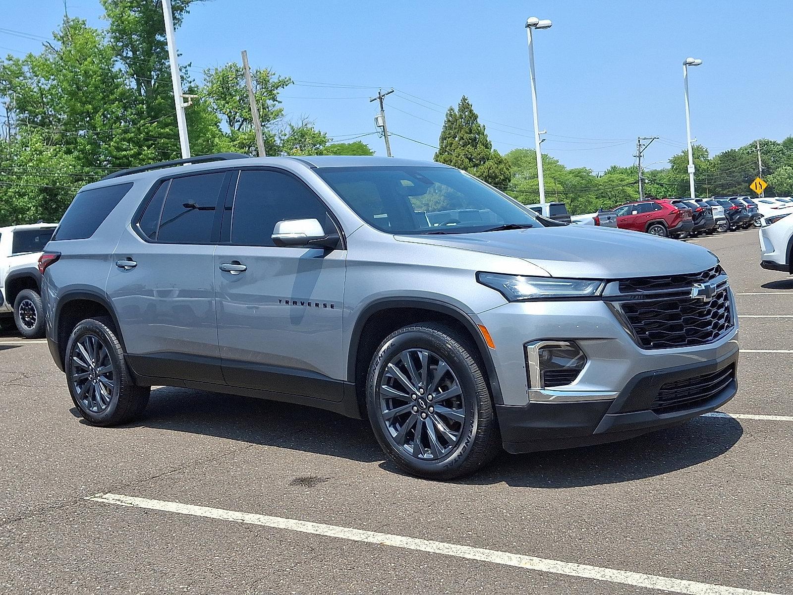 2023 Chevrolet Traverse Vehicle Photo in Trevose, PA 19053
