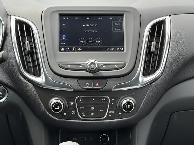 2022 Chevrolet Equinox Vehicle Photo in Oshkosh, WI 54901