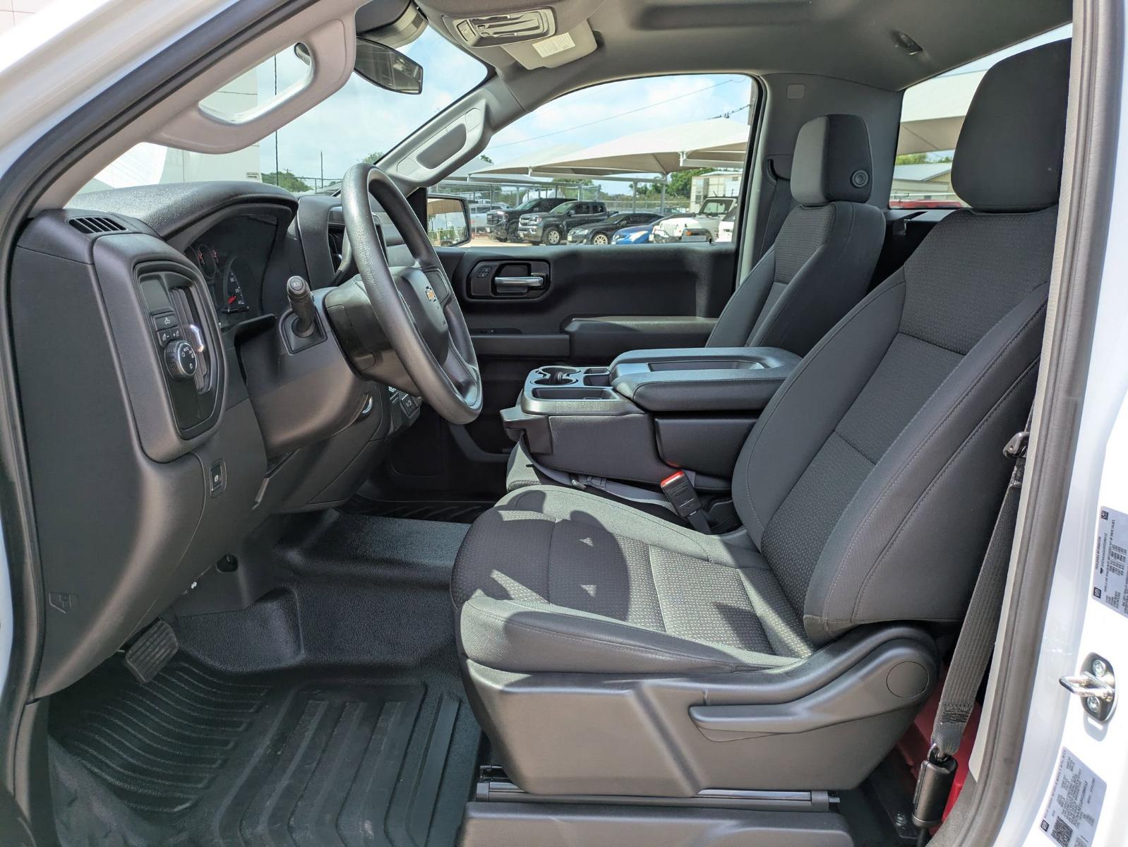 2024 Chevrolet Silverado 1500 Vehicle Photo in SELMA, TX 78154-1460