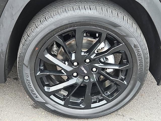 2023 GMC Terrain Vehicle Photo in TREVOSE, PA 19053-4984