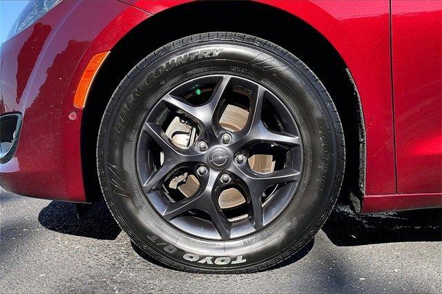 2020 Chrysler Pacifica Vehicle Photo in INDEPENDENCE, MO 64055-1314