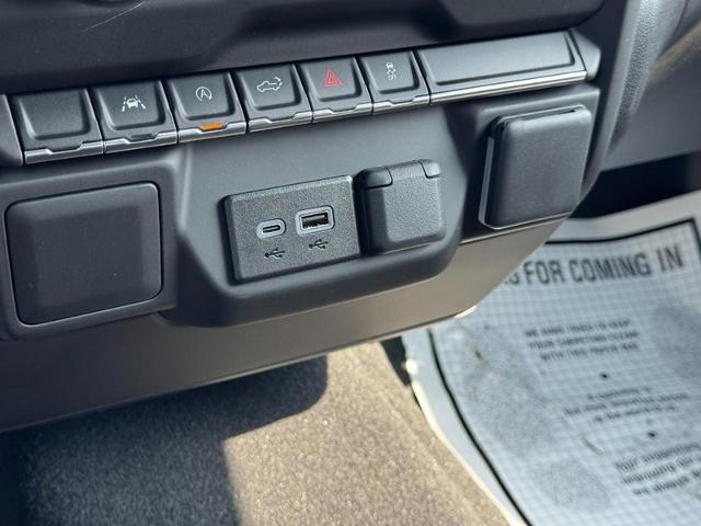 2025 Chevrolet Silverado 1500 Vehicle Photo in COLUMBIA, MO 65203-3903