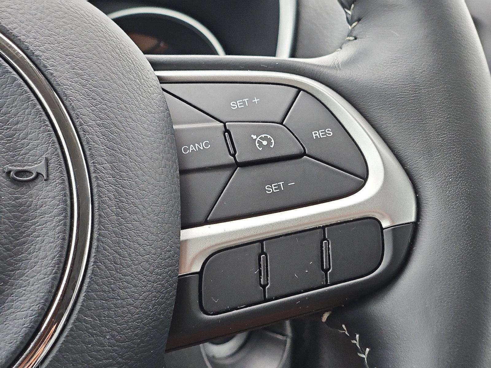 2018 Jeep Compass Vehicle Photo in Trevose, PA 19053