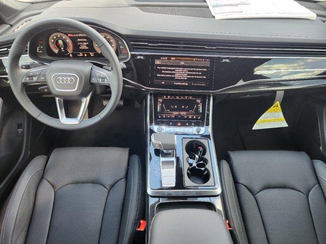 2025 Audi Q7 Vehicle Photo in HOUSTON, TX 77090