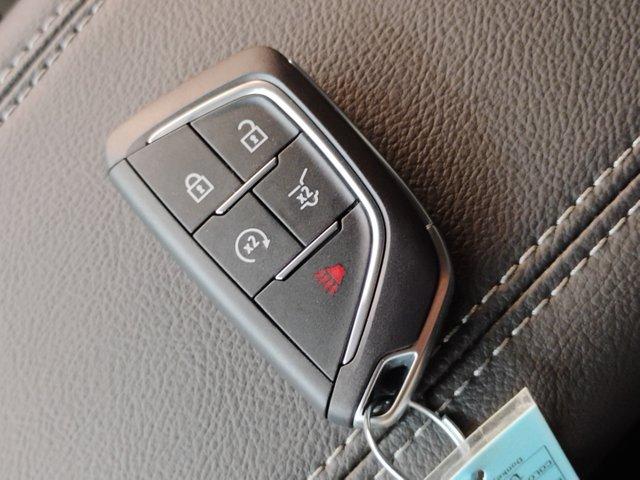 2025 Cadillac XT4 Vehicle Photo in PINEVILLE, NC 28134-8495