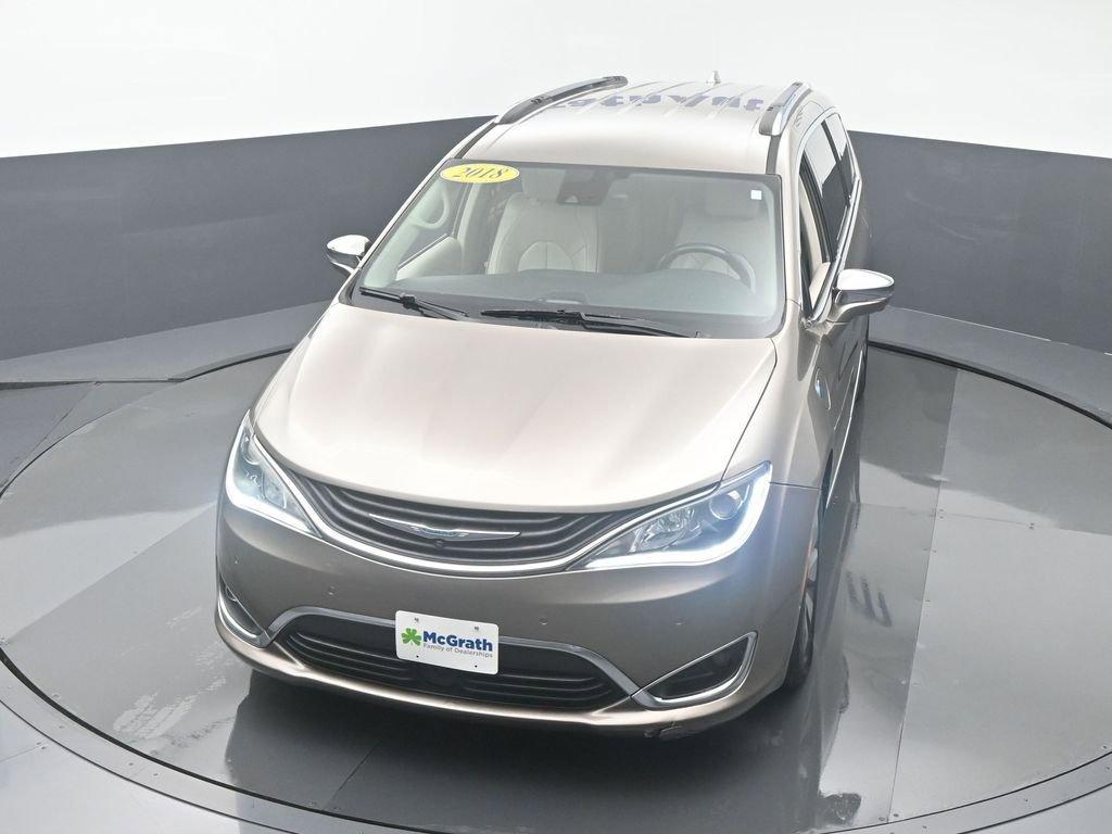 2018 Chrysler Pacifica Vehicle Photo in Marion, IA 52302
