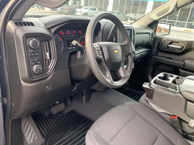 2021 Chevrolet Silverado 1500 Vehicle Photo in MOON TOWNSHIP, PA 15108-2571