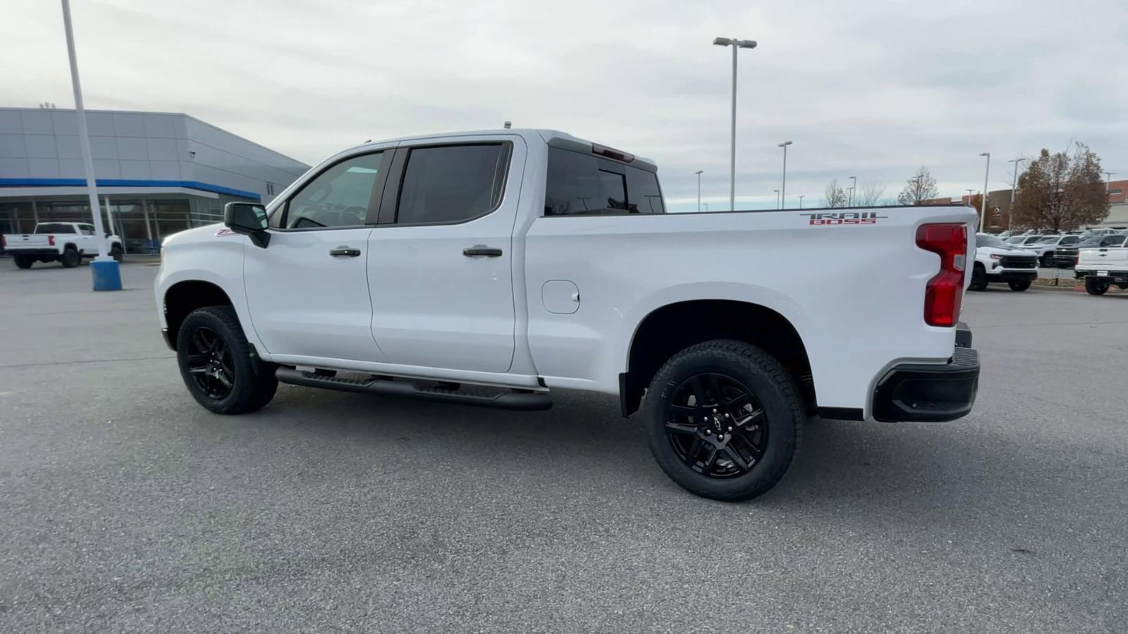 2025 Chevrolet Silverado 1500 Vehicle Photo in BENTONVILLE, AR 72712-4322