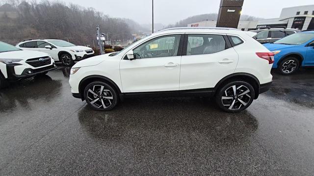 2022 Nissan Rogue Sport Vehicle Photo in Pleasant Hills, PA 15236