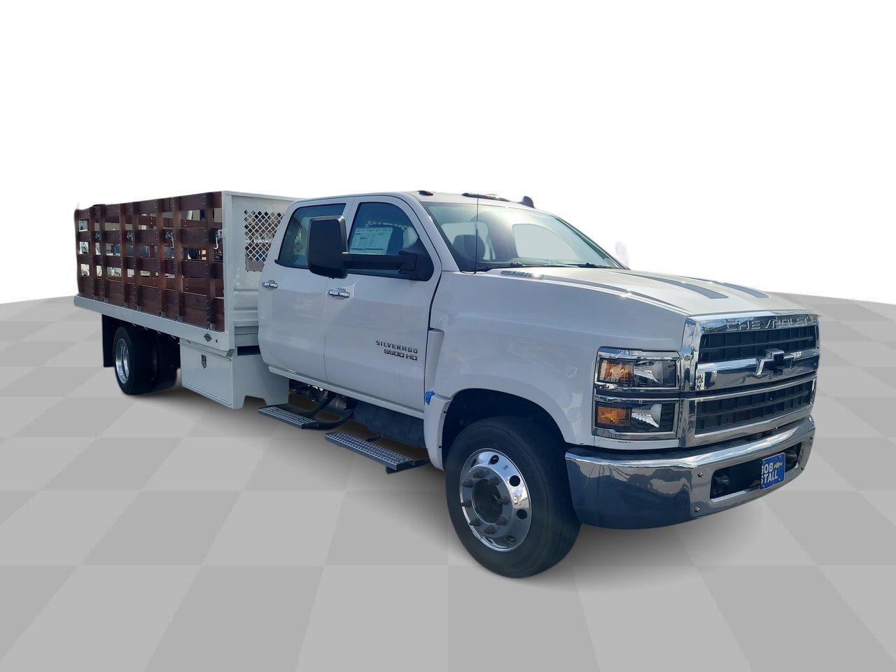 2023 Chevrolet Silverado Chassis Cab Vehicle Photo in LA MESA, CA 91942-8211