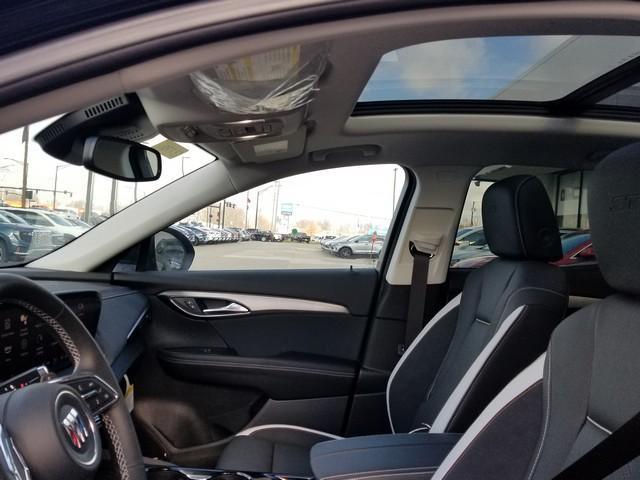 2025 Buick Envision Vehicle Photo in ELYRIA, OH 44035-6349