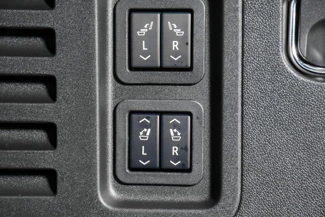 2025 Buick Enclave Vehicle Photo in PUYALLUP, WA 98371-4149