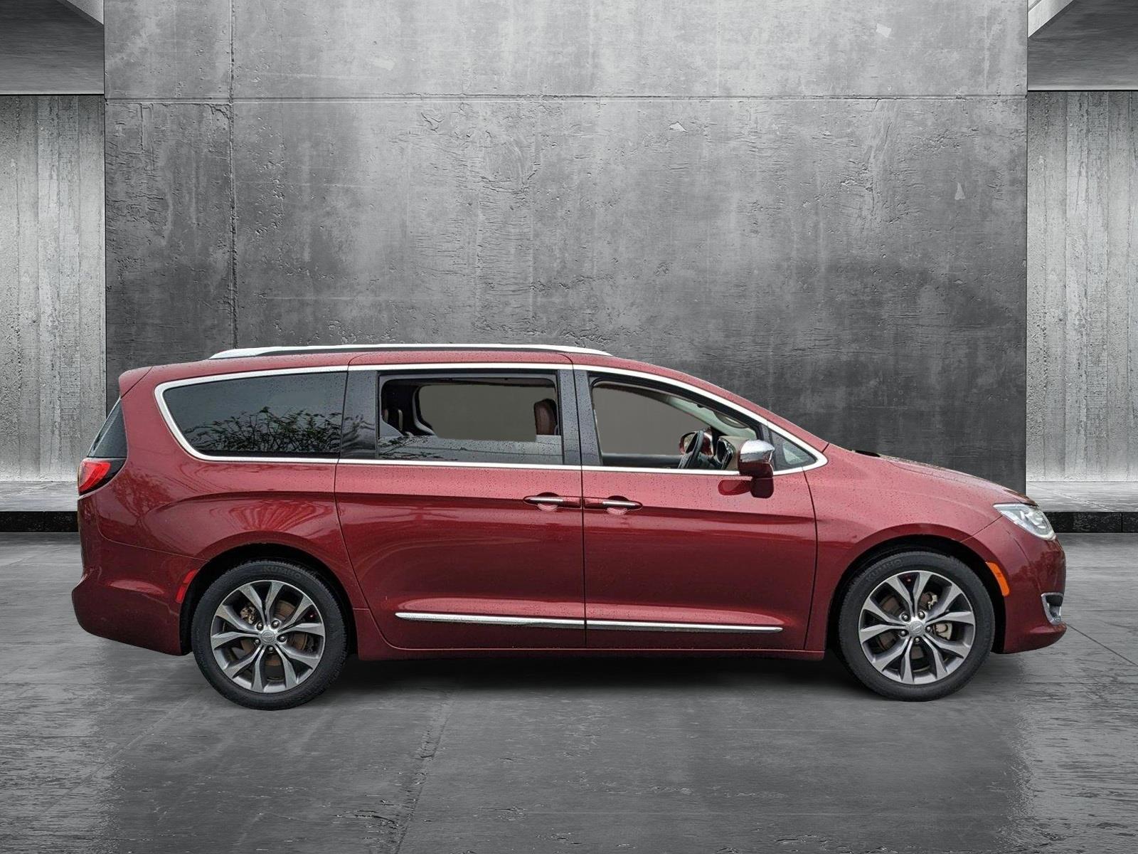 2017 Chrysler Pacifica Vehicle Photo in Sanford, FL 32771