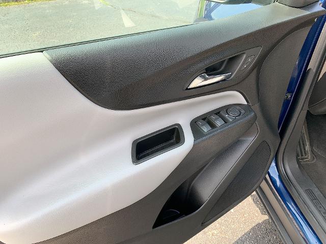 2022 Chevrolet Equinox Vehicle Photo in MOON TOWNSHIP, PA 15108-2571