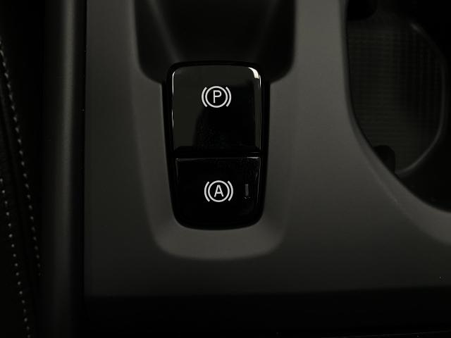 2025 Volvo XC40 Vehicle Photo in Appleton, WI 54913