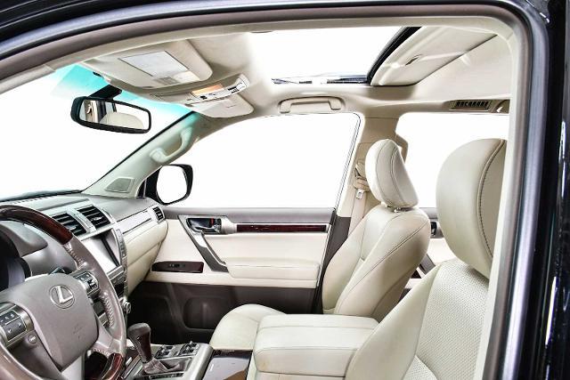 2017 Lexus GX 460 Vehicle Photo in DALLAS, TX 75235