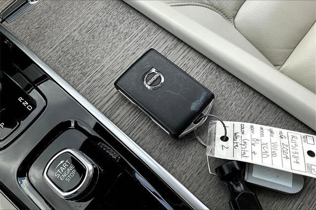 2024 Volvo XC90 Vehicle Photo in Houston, TX 77007