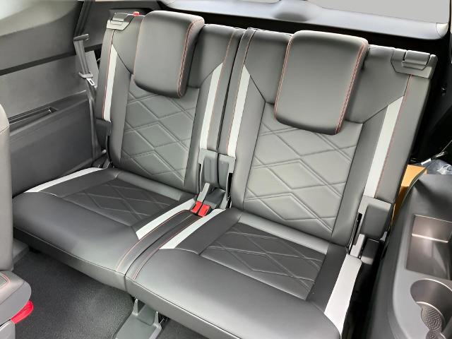 2025 Volkswagen Atlas Vehicle Photo in Oshkosh, WI 54904