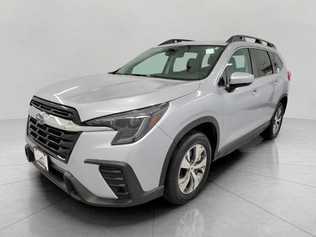 2024 Subaru Ascent Vehicle Photo in Green Bay, WI 54304