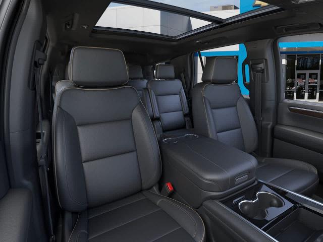 2025 Chevrolet Tahoe Vehicle Photo in MOON TOWNSHIP, PA 15108-2571