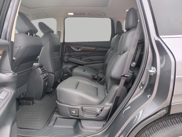 2025 Subaru Ascent Vehicle Photo in Green Bay, WI 54304