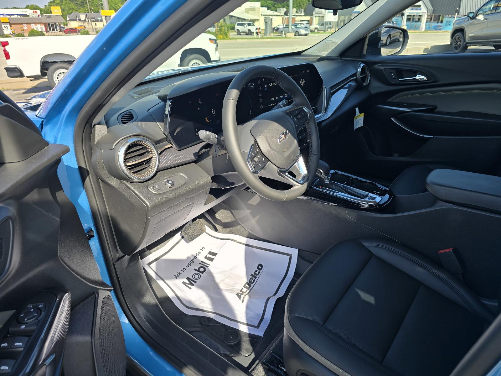 2025 Chevrolet Trax Vehicle Photo in Rolla, MO 65401