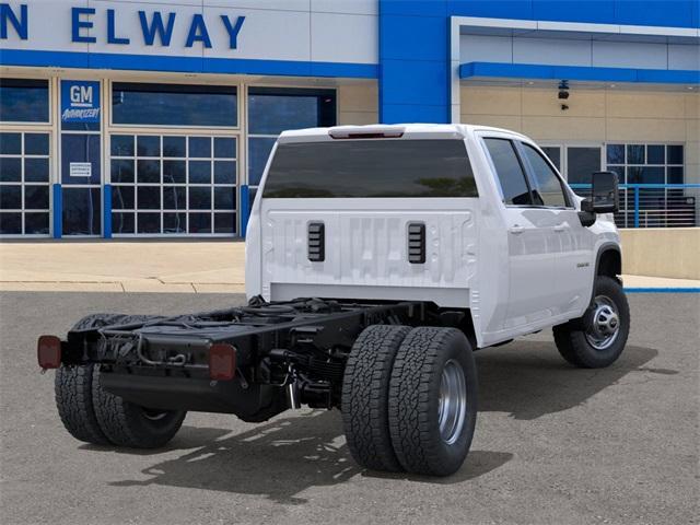 2025 Chevrolet Silverado 3500 HD CC Vehicle Photo in ENGLEWOOD, CO 80113-6708