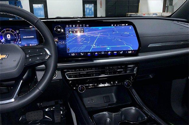 2025 Chevrolet Traverse Vehicle Photo in KANSAS CITY, MO 64114-4502