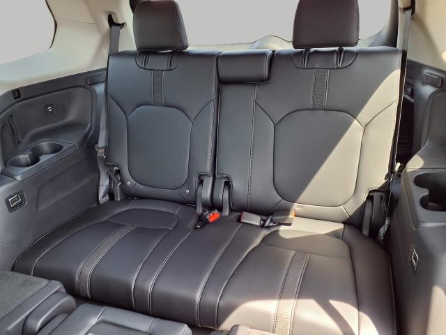2025 Honda Pilot Vehicle Photo in Oshkosh, WI 54904