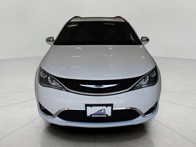 2018 Chrysler Pacifica Vehicle Photo in Green Bay, WI 54304