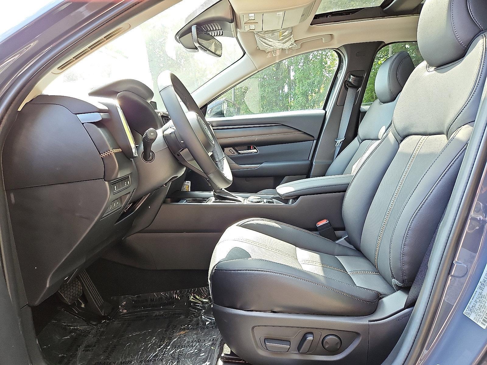 2025 Mazda CX-50 Hybrid Vehicle Photo in Trevose, PA 19053