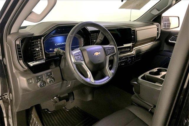 2023 Chevrolet Silverado 1500 Vehicle Photo in KANSAS CITY, MO 64114-4502