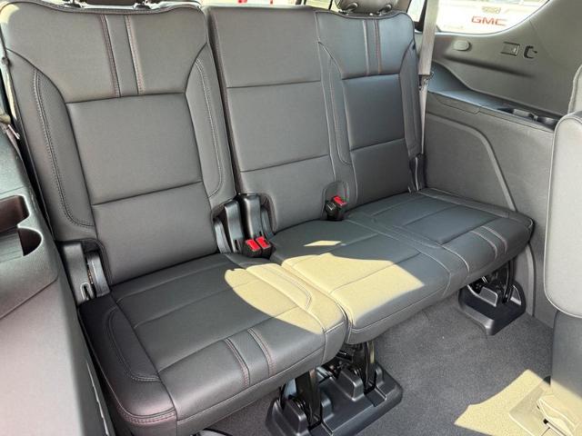 2023 Chevrolet Tahoe Vehicle Photo in COLUMBIA, MO 65203-3903