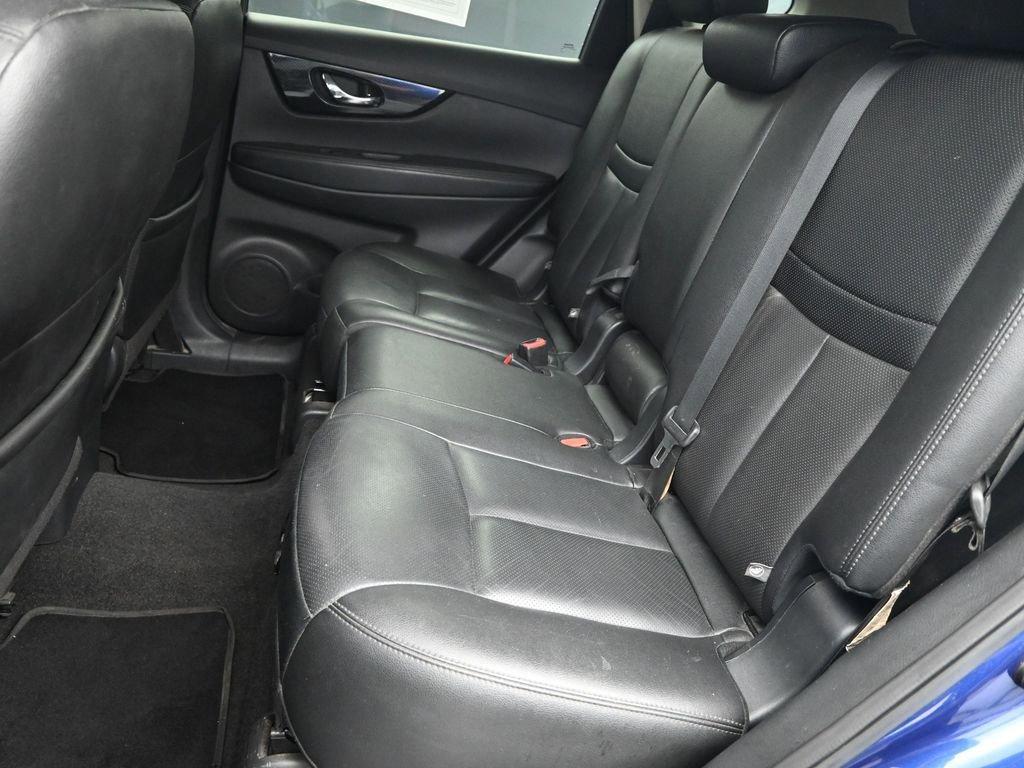 2020 Nissan Rogue Vehicle Photo in Marion, IA 52302